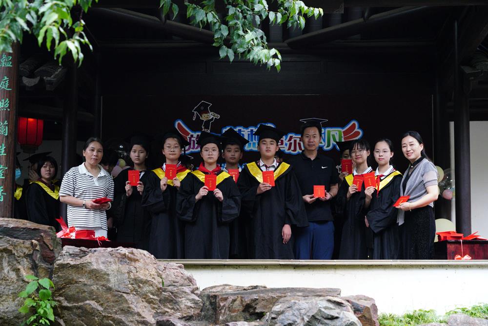 acc539068cd94228b1bc7388cf28cdf5.JPG